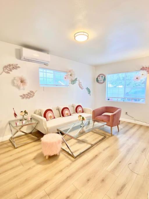 Pink Cozy House 2 Bedrooms Rosemead Eksteriør bilde
